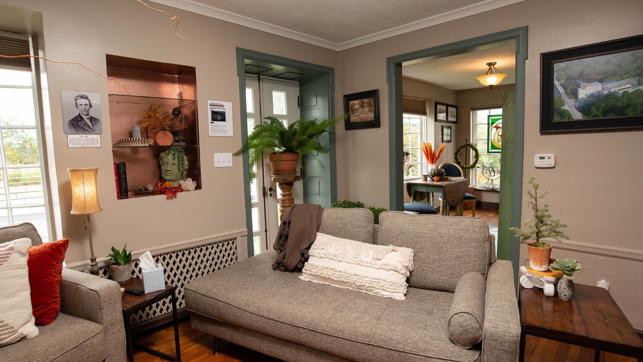 Photo of Livingroom in Ozark