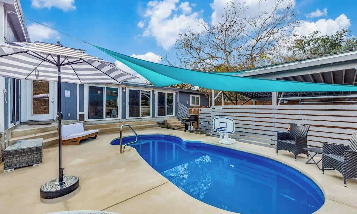 Photo of Outdoor in Oak Park - Northwood