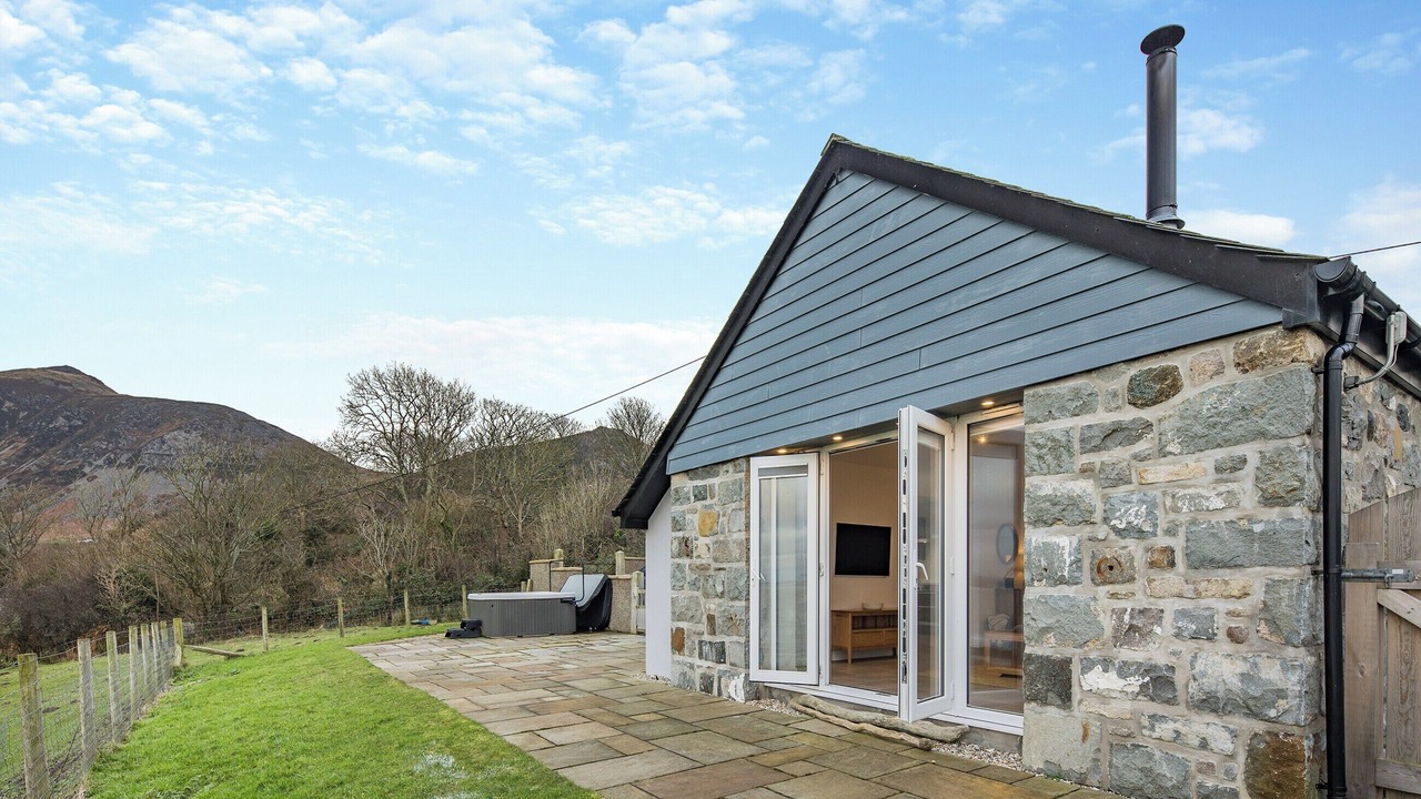 Photo of Outdoor in Trefor