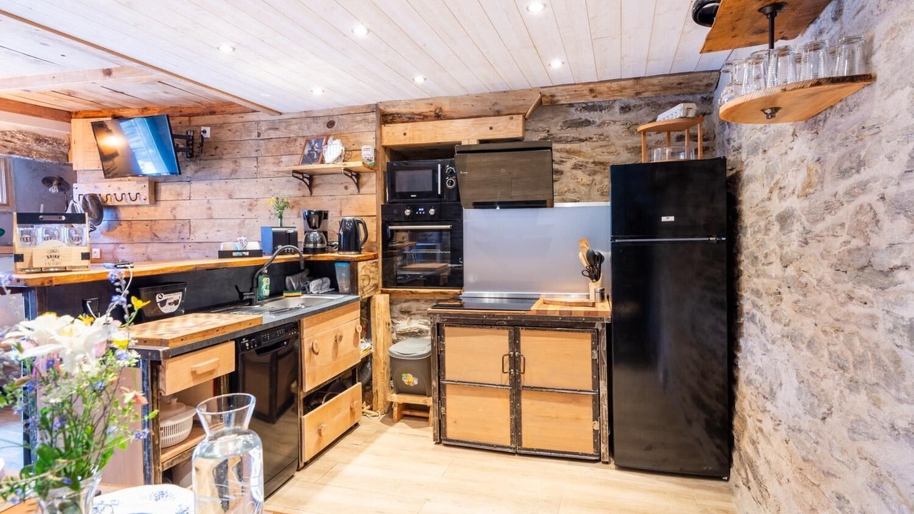 Photo of Kitchen in Mas-d'Orcieres