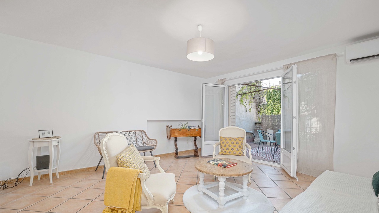 Photo of Livingroom in Lourmarin
