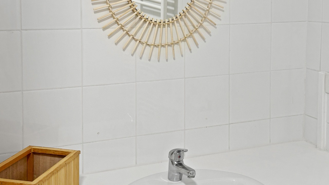 Photo of Bathroom in Lourmarin