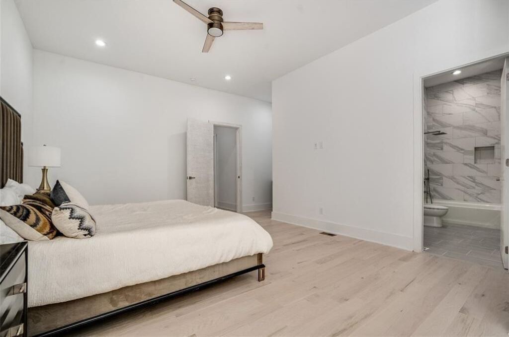 Photo of Bedroom in Sandy Springs