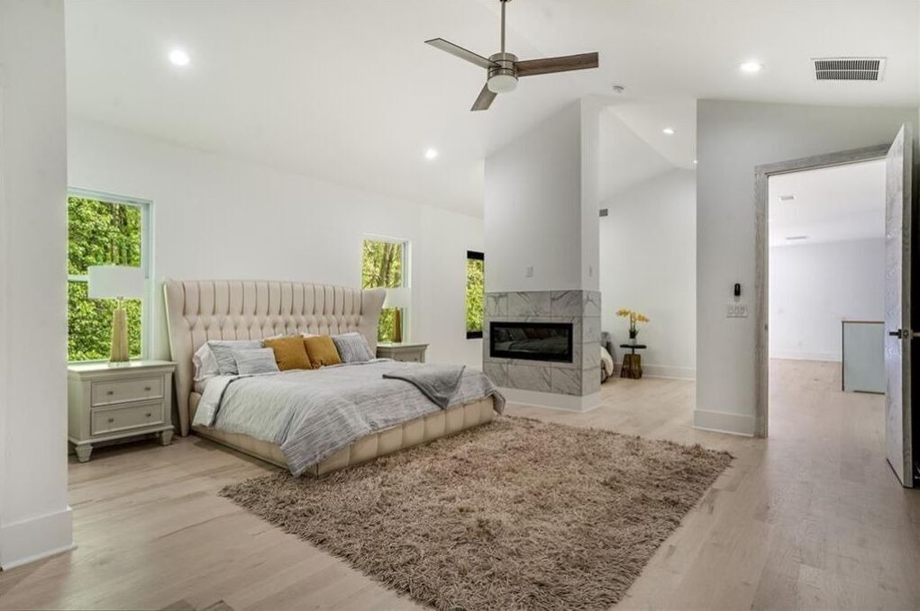 Photo of Bedroom in Sandy Springs