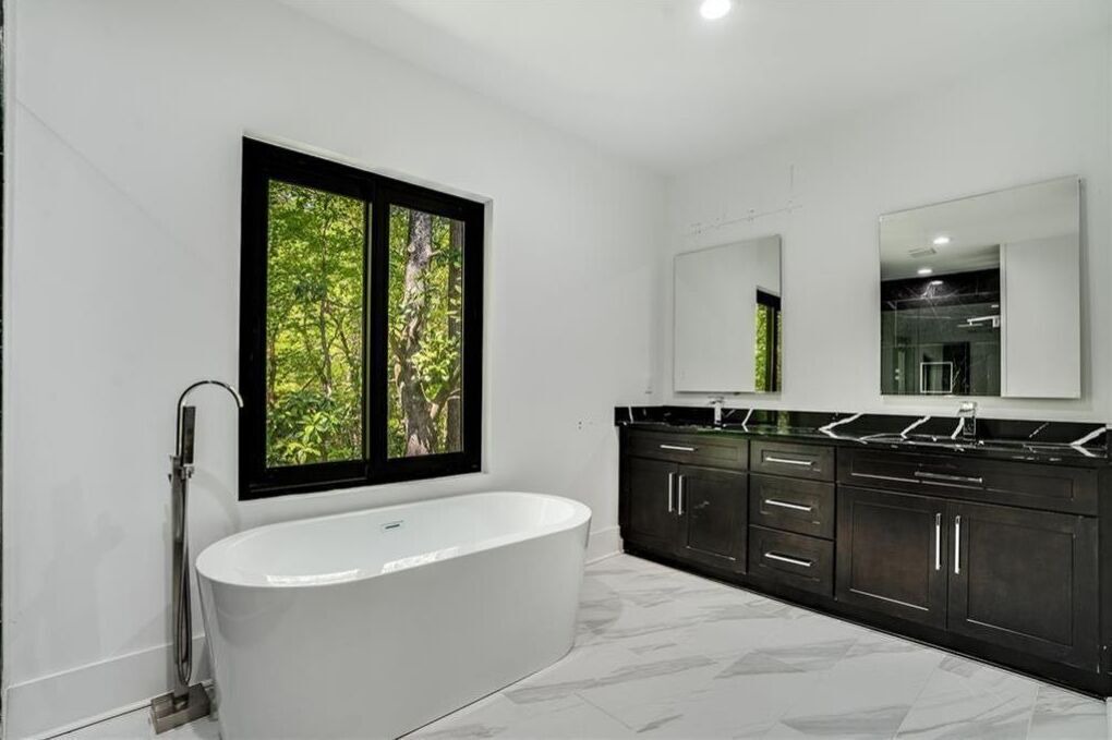 Photo of Bathroom in Sandy Springs