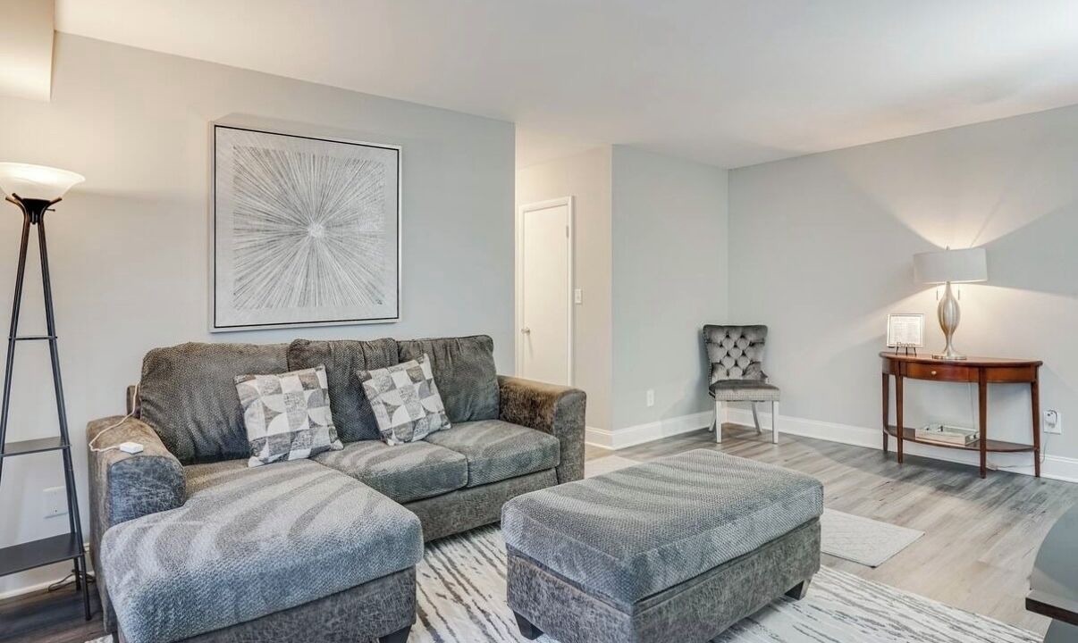 Photo of Livingroom in Belle Haven