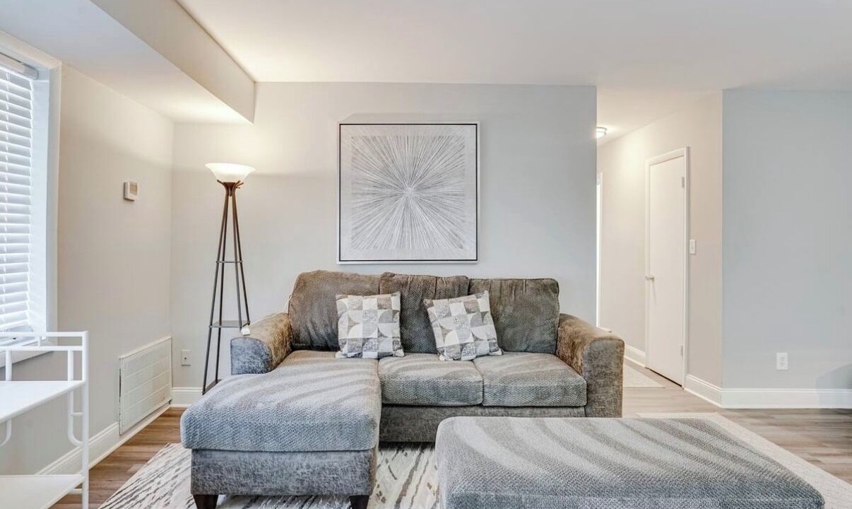 Photo of Livingroom in Belle Haven