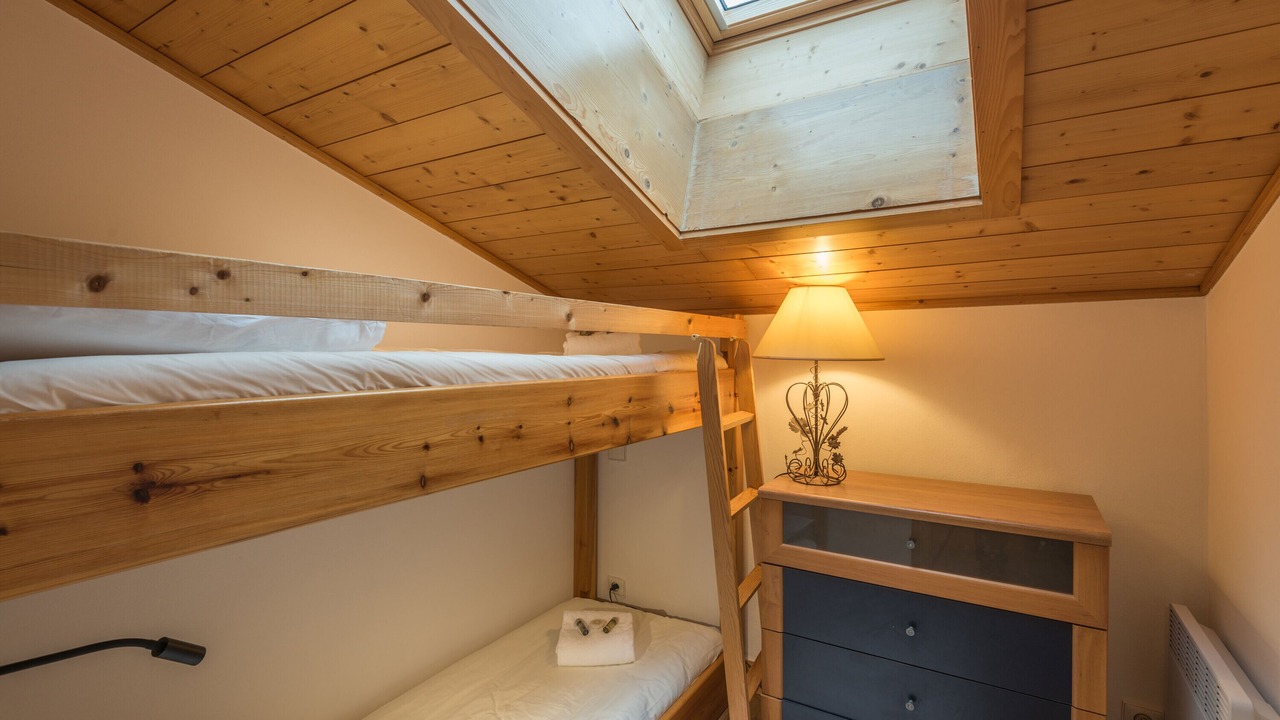 Photo of Bedroom in Demi-Quartier
