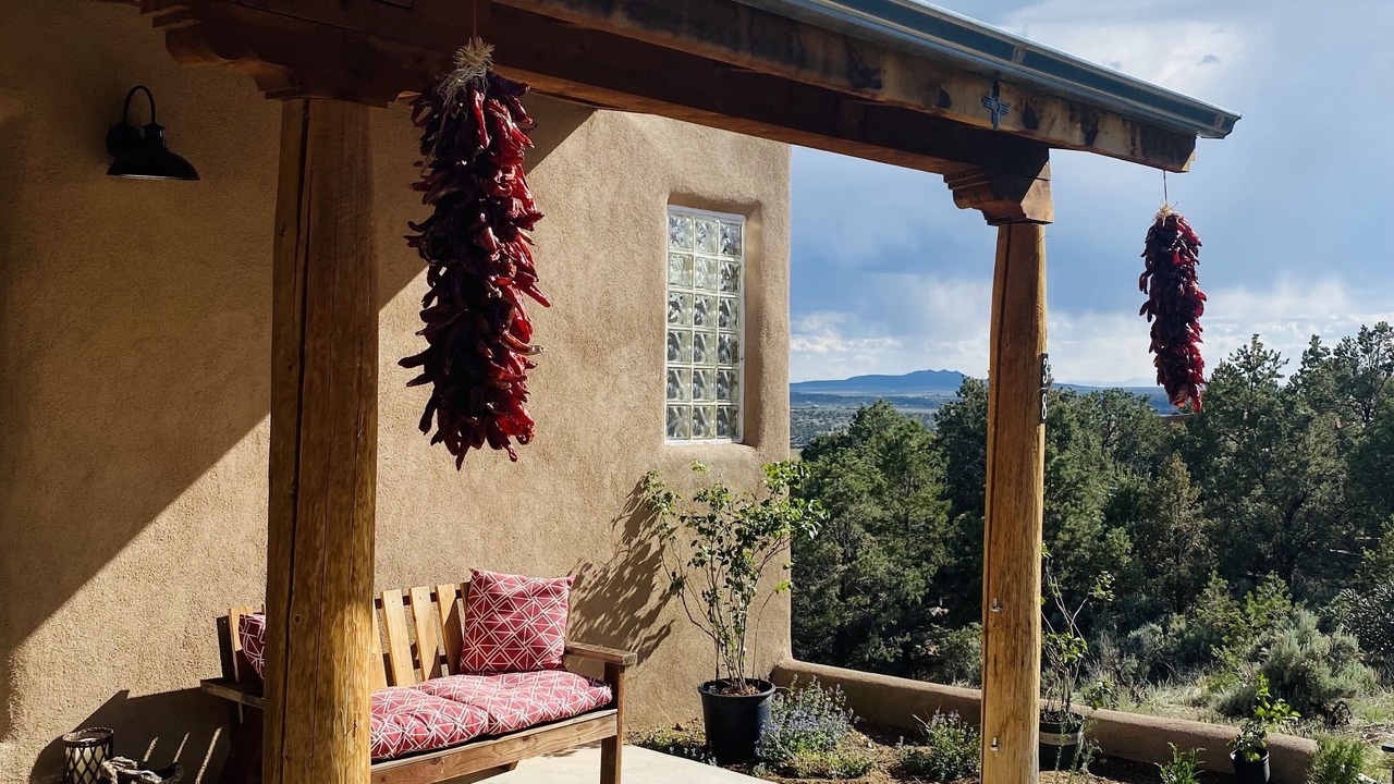 Photo of Patio Balcony in Arroyo Hondo