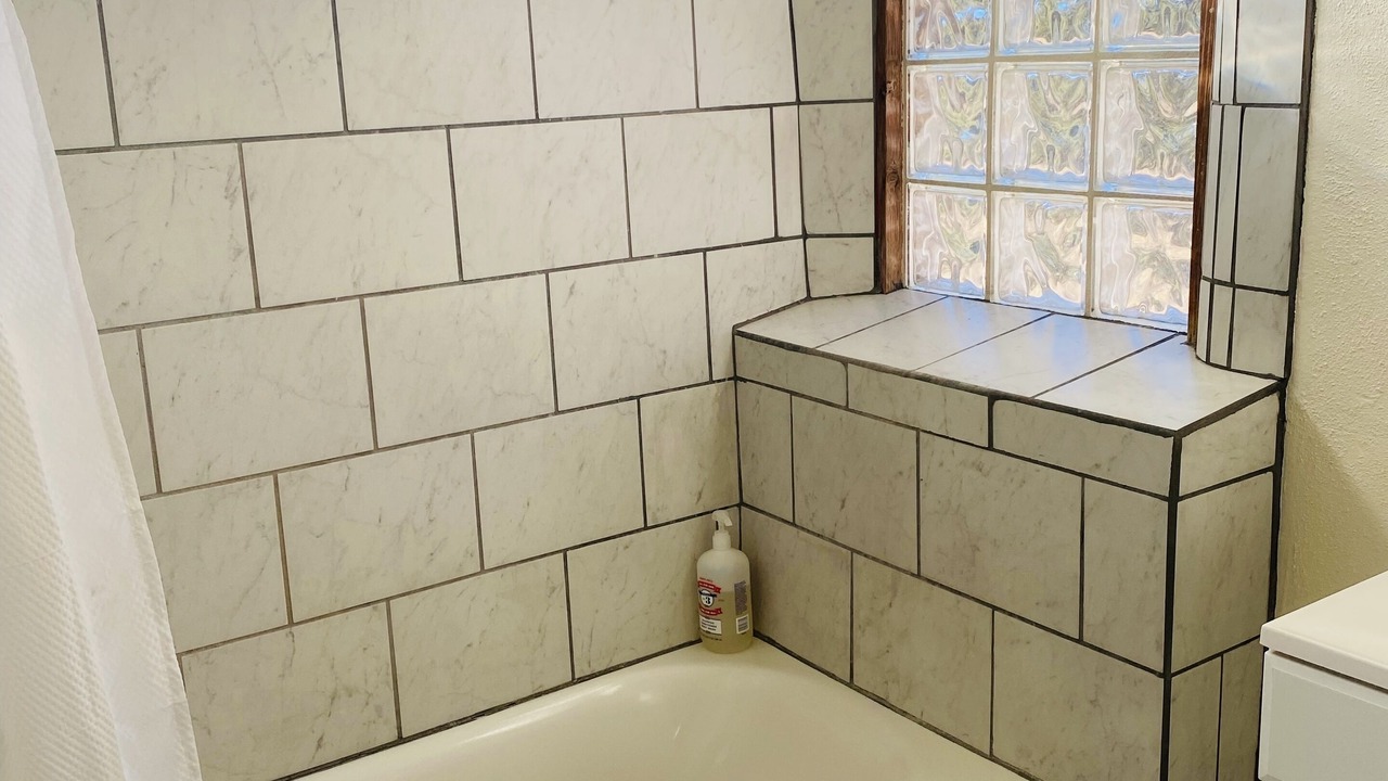 Photo of Bathroom in Arroyo Hondo