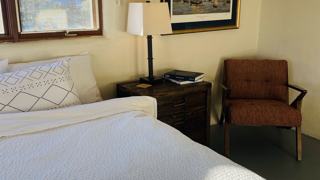 Photo of Bedroom in Arroyo Hondo