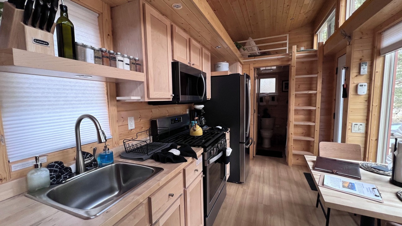 Photo of Kitchen in Drake