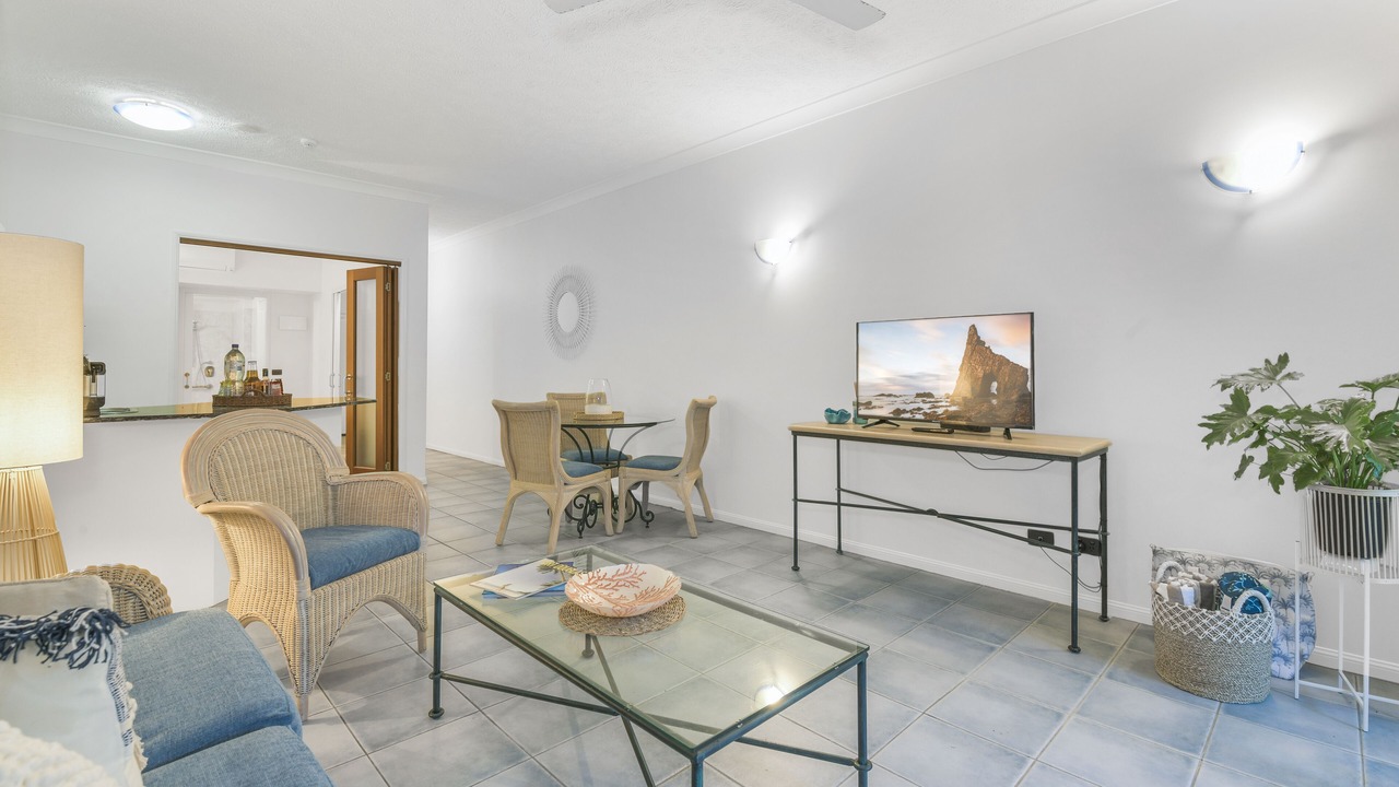 Photo of Livingroom in Palm Cove