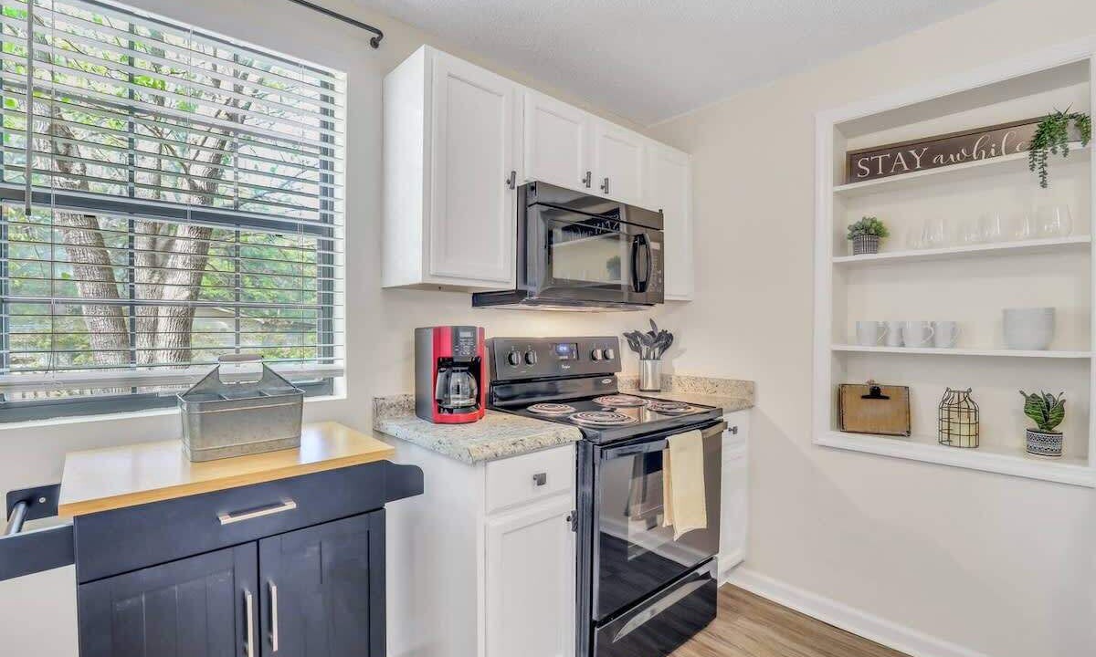 Photo of Kitchen in Pineland
