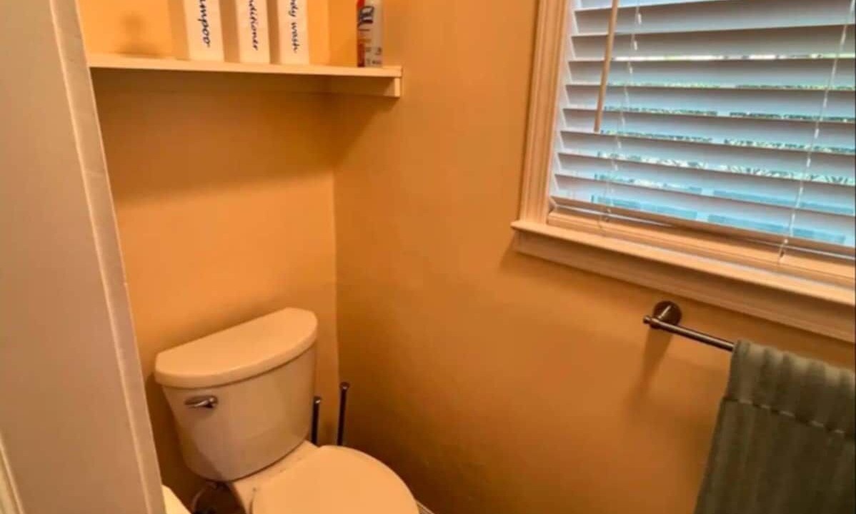 Photo of Bathroom in Pineland