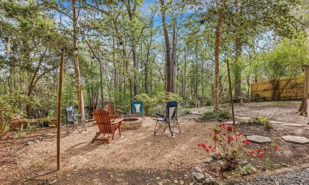 Photo of Outdoor in Pineland