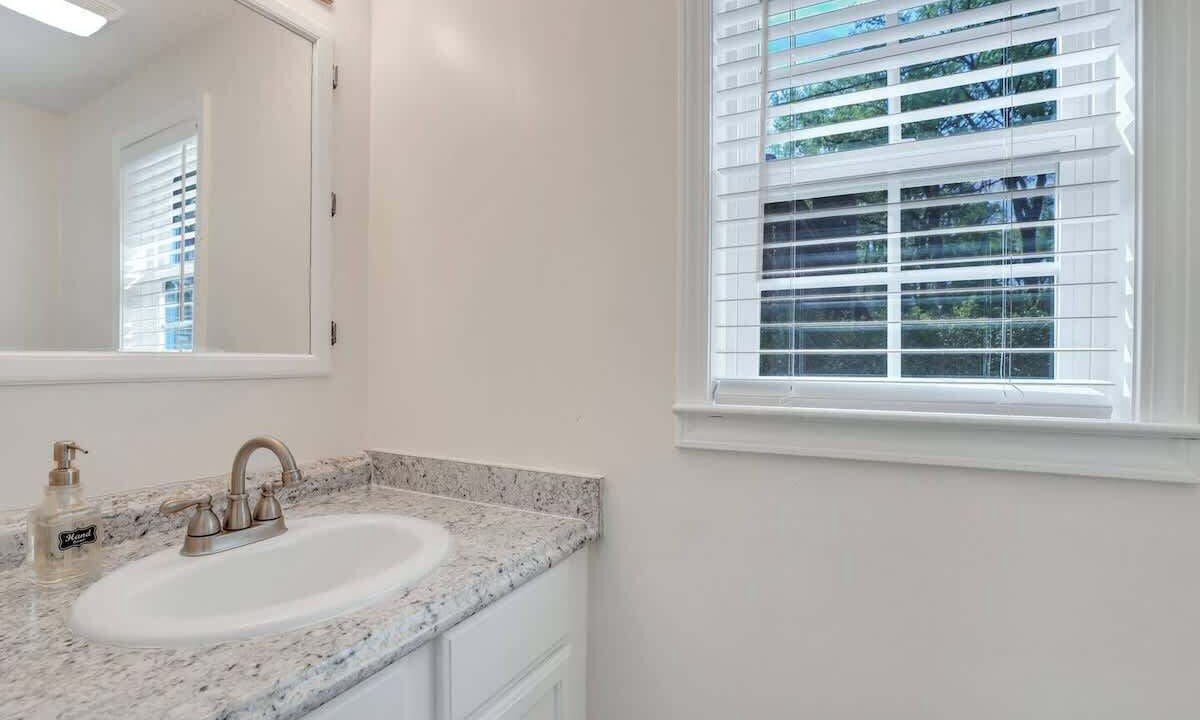 Photo of Bedroom in Pineland