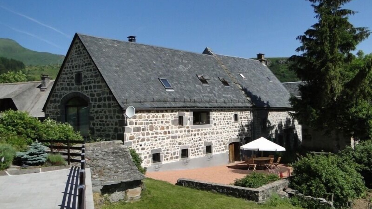 Photo of Outdoor in Chambon-sur-Lac