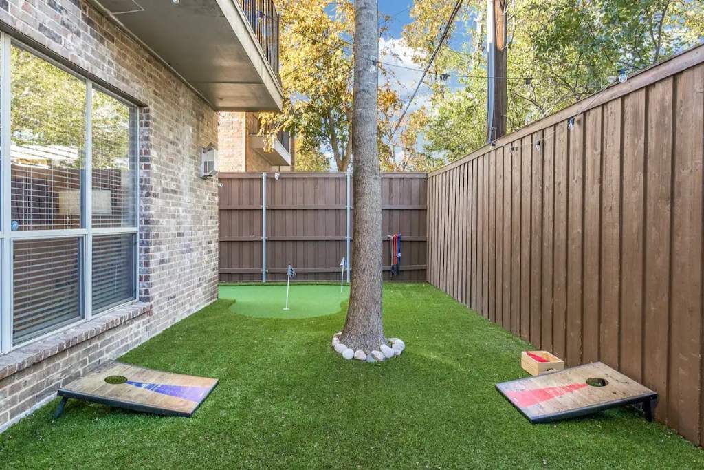 Photo of Outdoor in Knox - Henderson