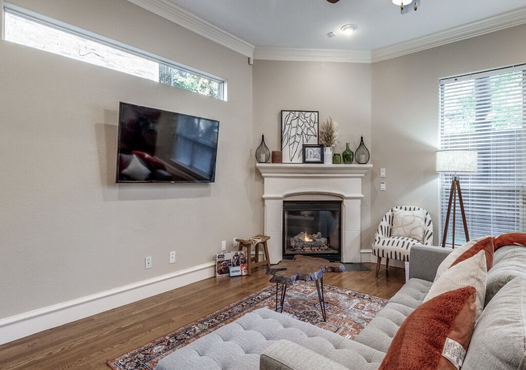 Photo of Livingroom in Knox - Henderson