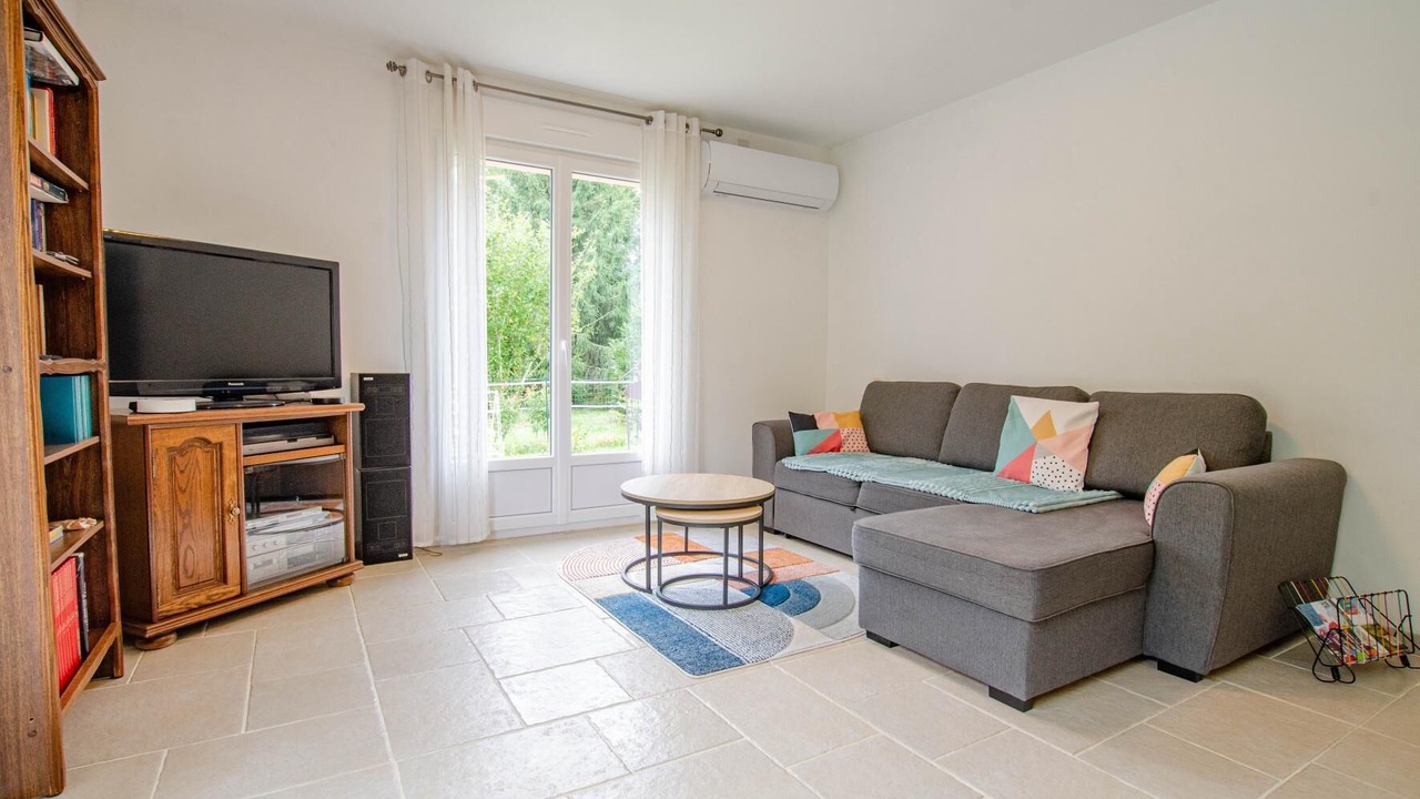 Photo of Livingroom in Saint-Mards-en-Othe