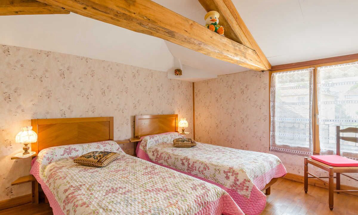 Photo of Bedroom in Arrembecourt