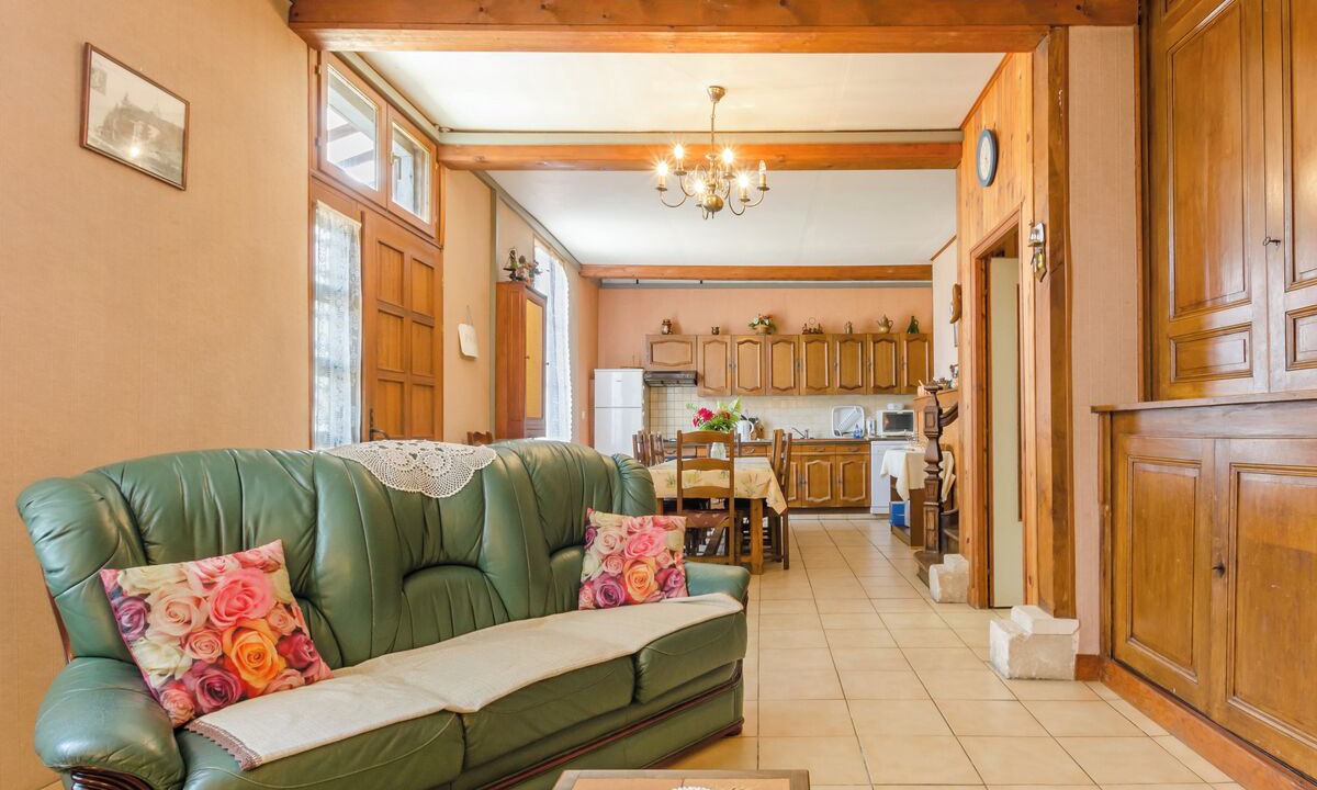 Photo of Livingroom in Arrembecourt