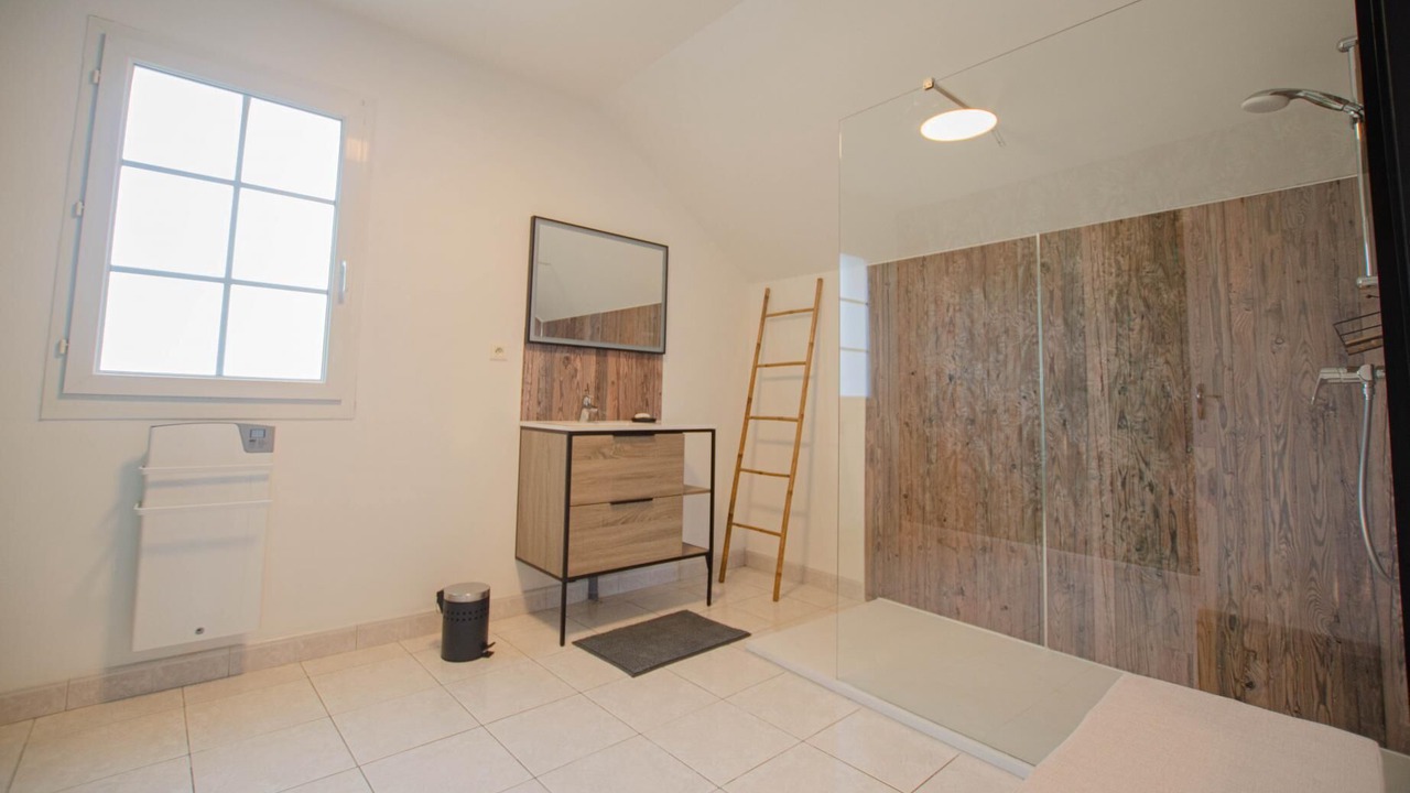 Photo of Bathroom in Onjon