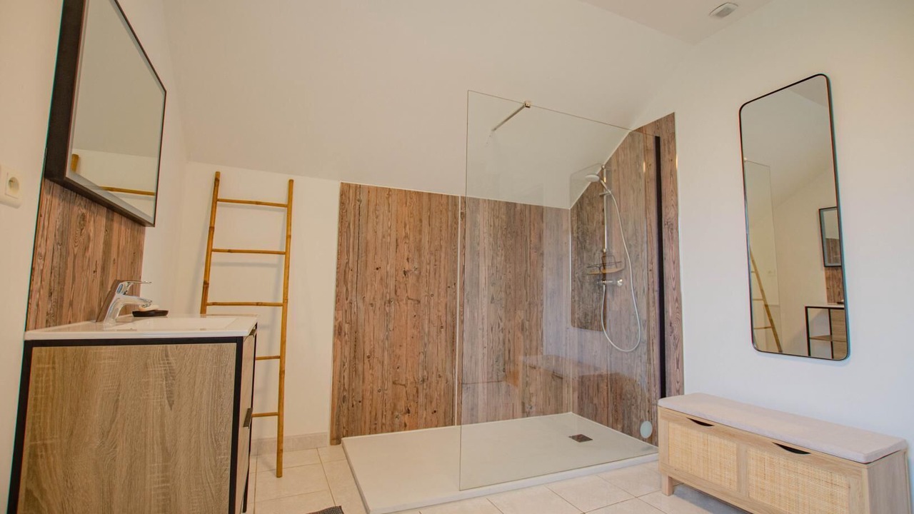 Photo of Bathroom in Onjon