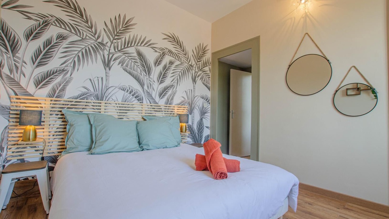 Photo of Bedroom in Troyes