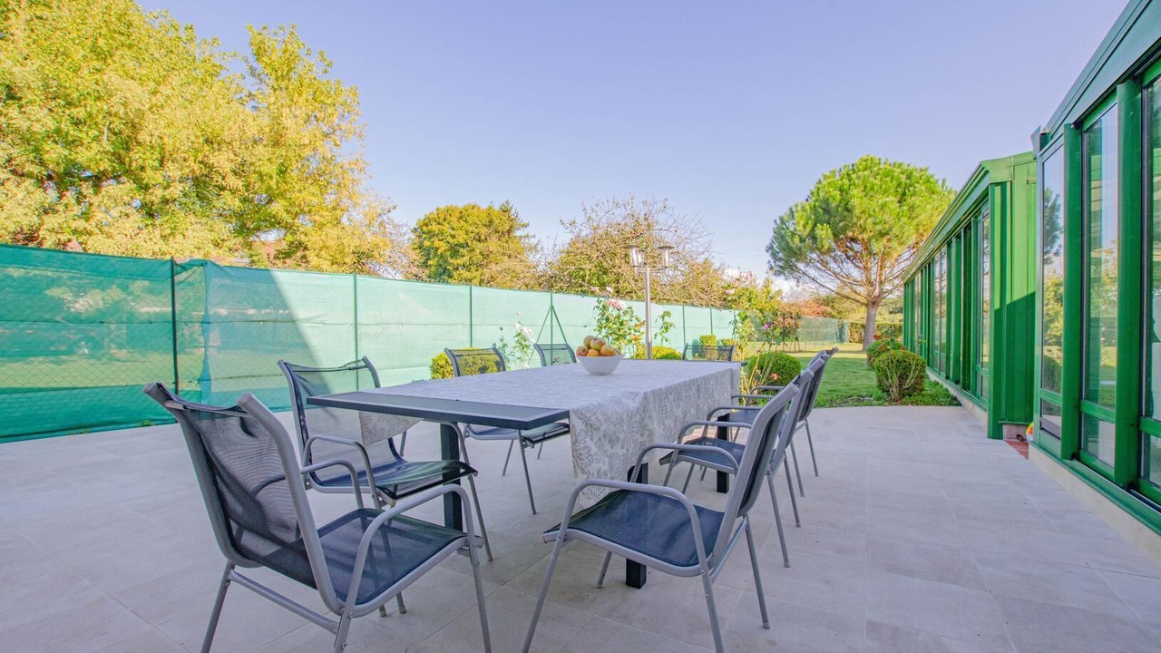 Photo of Outdoor in Mesnil-Saint-Pere