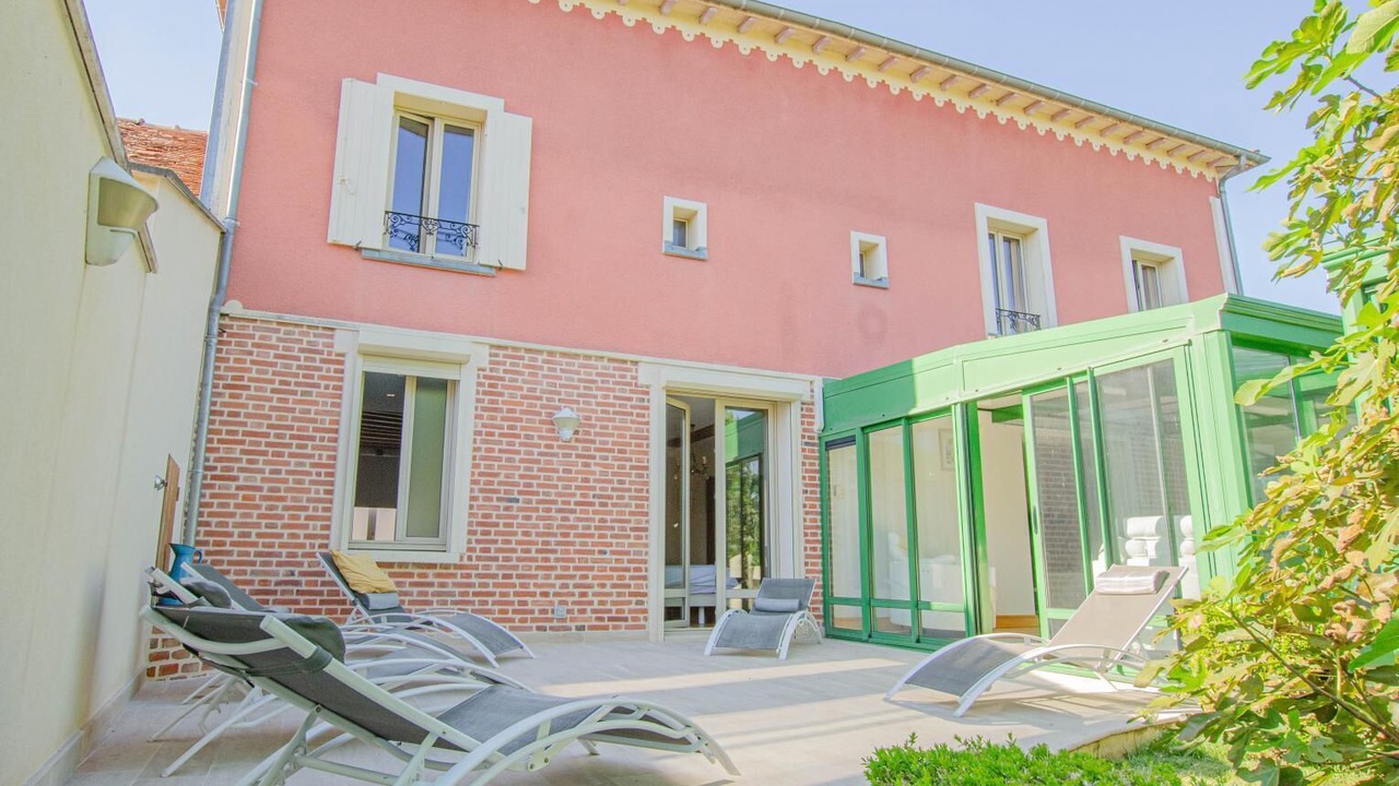Photo of Patio Balcony in Mesnil-Saint-Pere