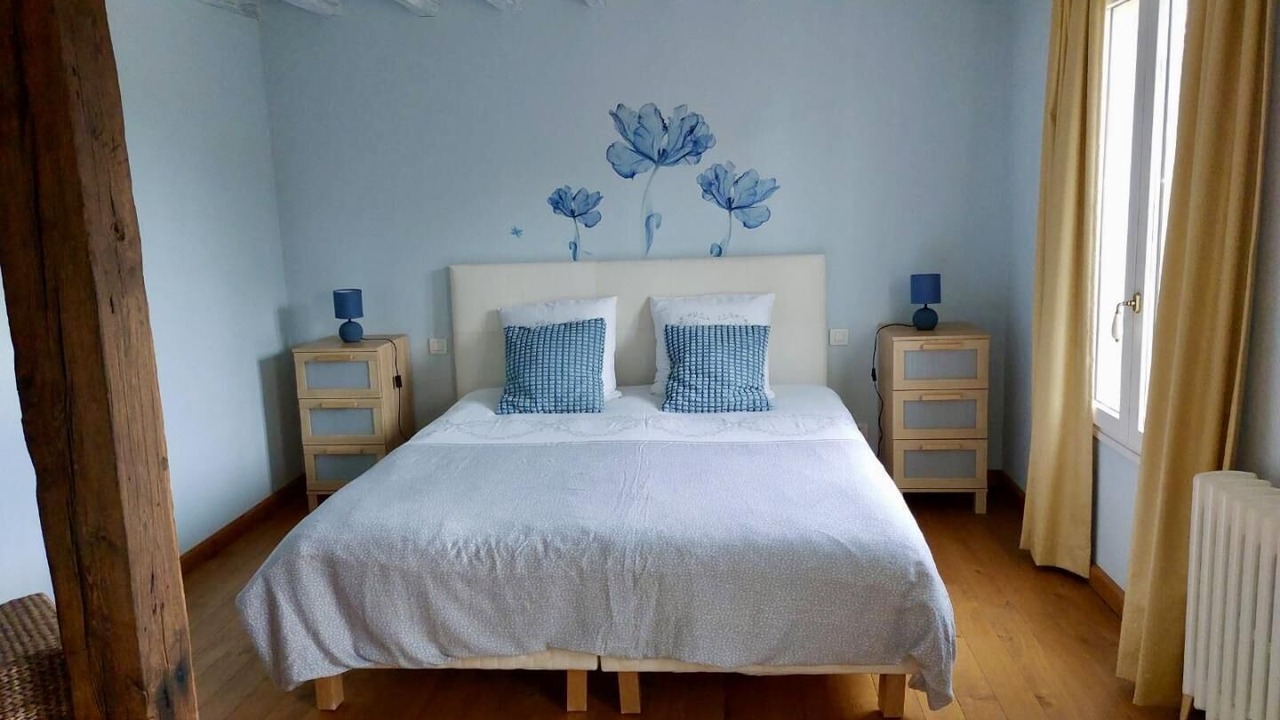 Photo of Bedroom in Mesnil-Saint-Pere