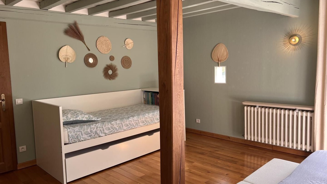 Photo of Bedroom in Mesnil-Saint-Pere