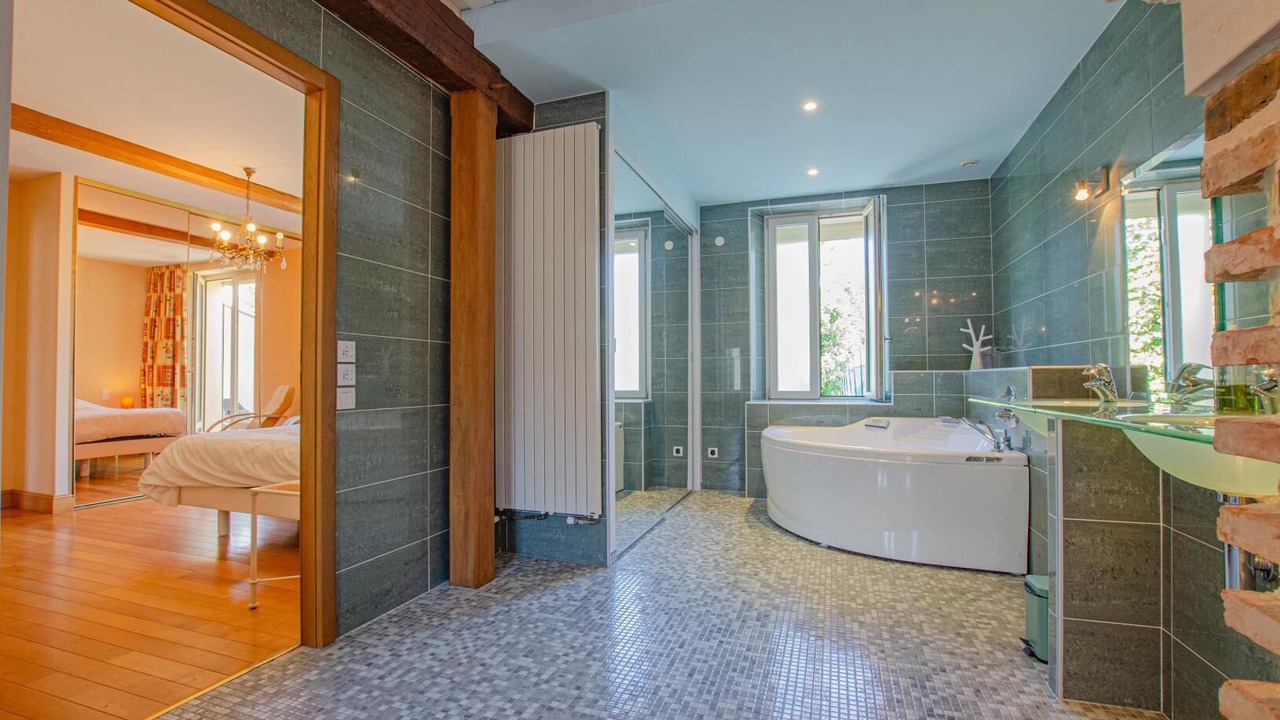 Photo of Bathroom in Mesnil-Saint-Pere