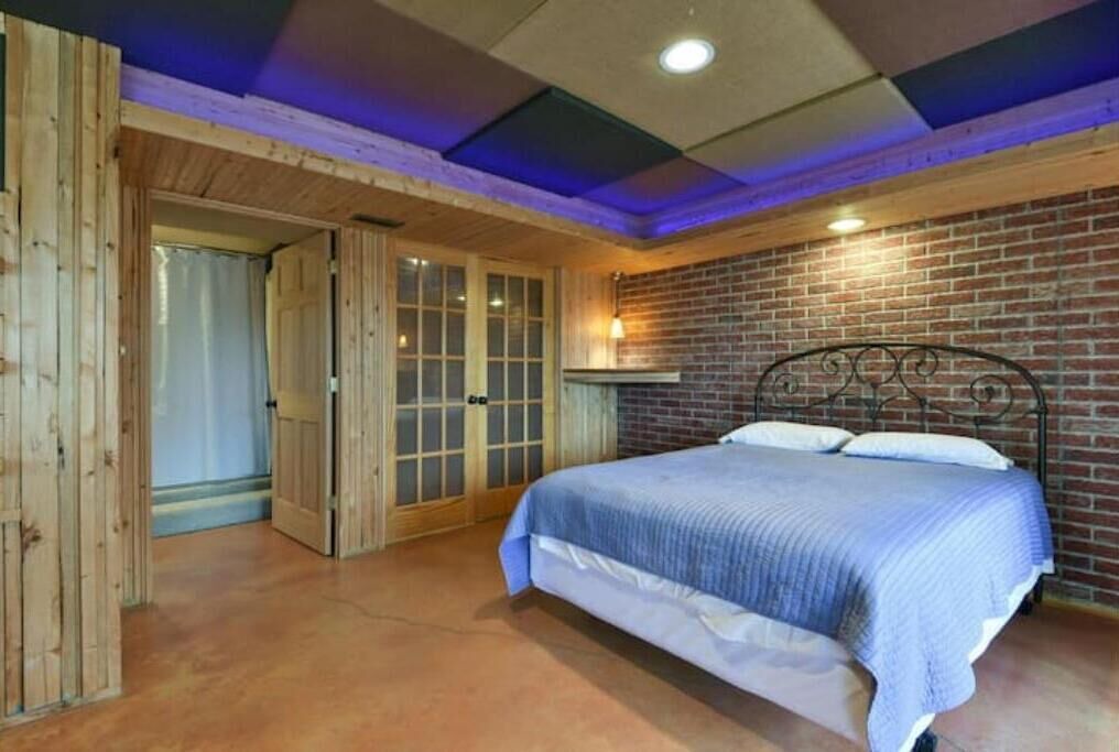 Photo of Bedroom in Eagle Rock