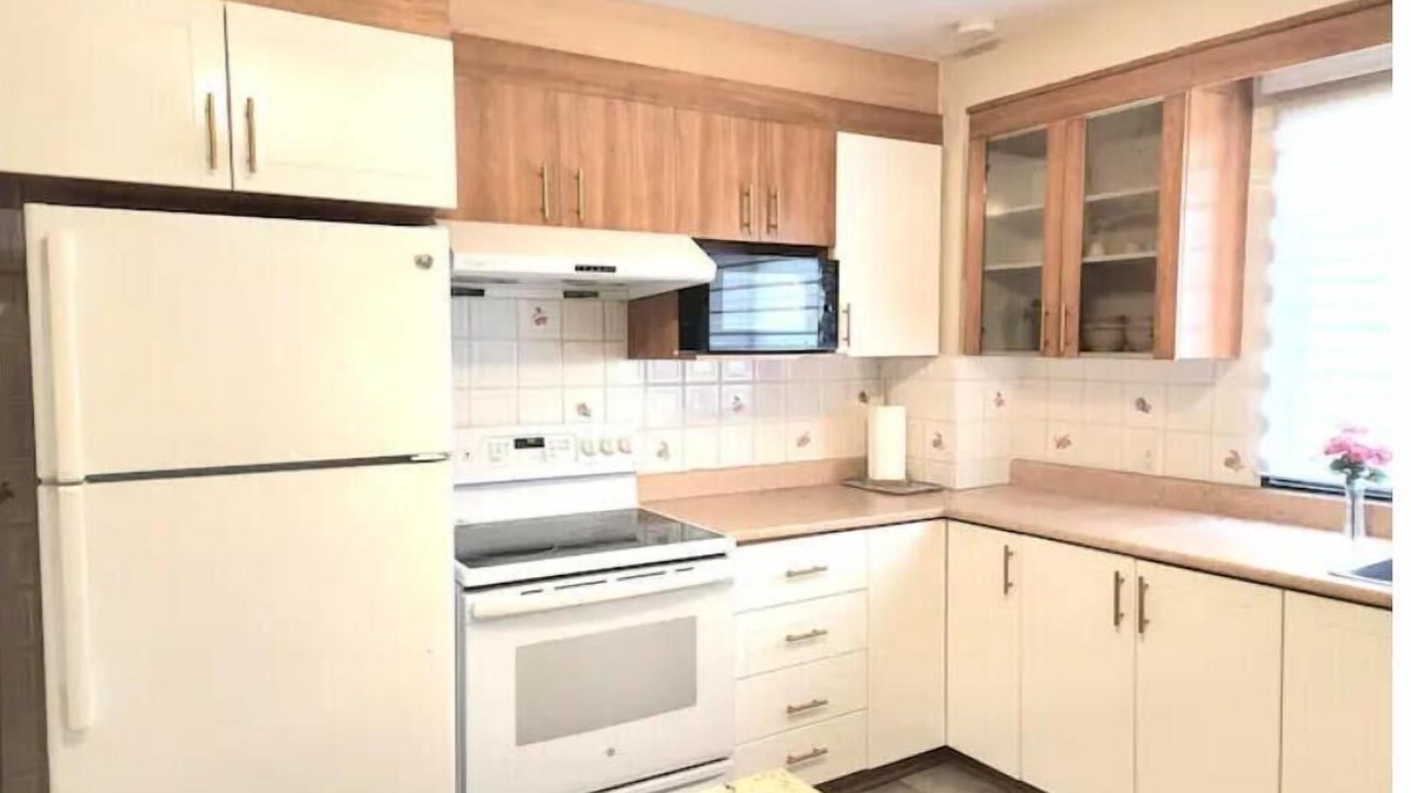 Photo of Kitchen in Laval-des-Rapides