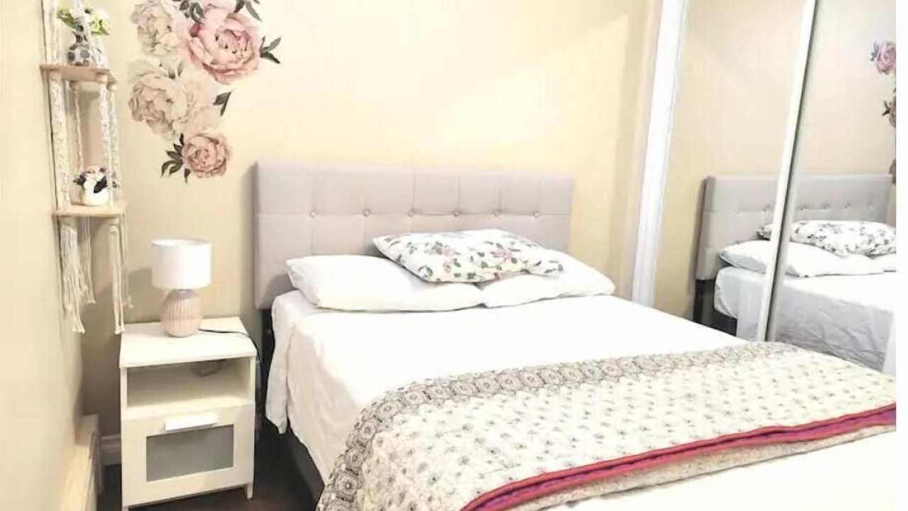 Photo of Bedroom in Laval-des-Rapides