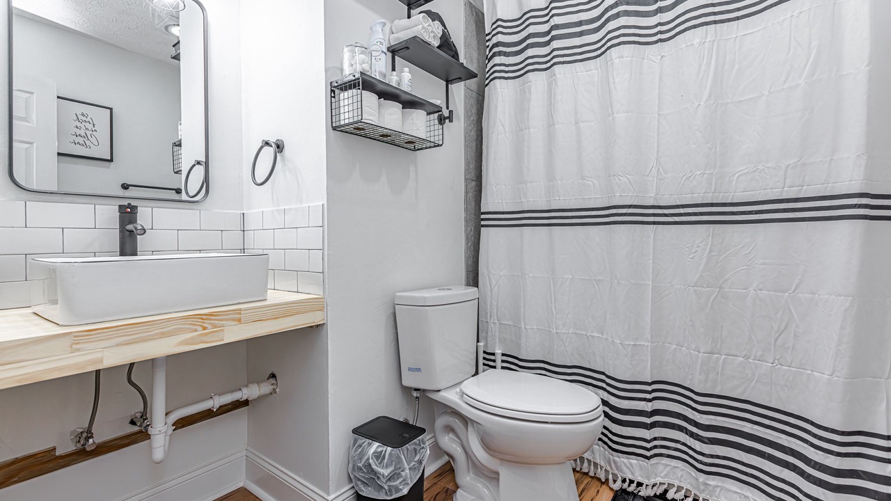Photo of Bathroom in Tougaloo