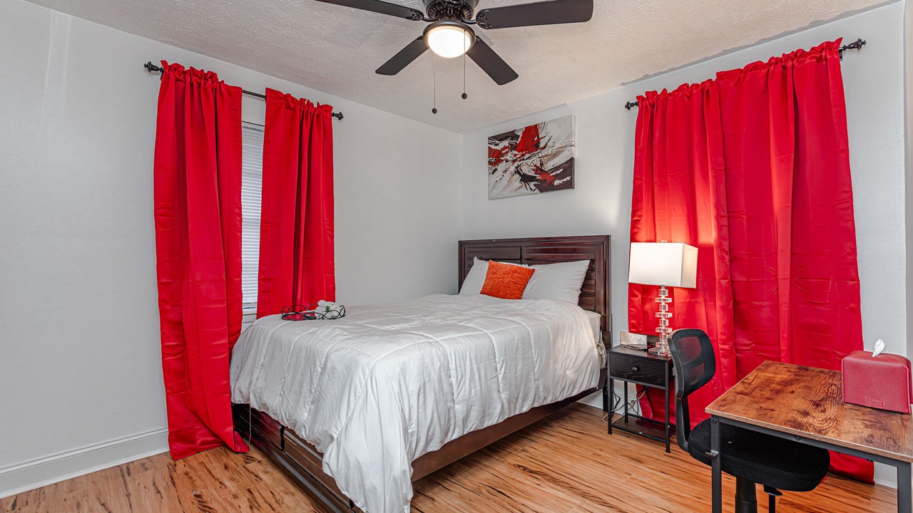 Photo of Bedroom in Tougaloo