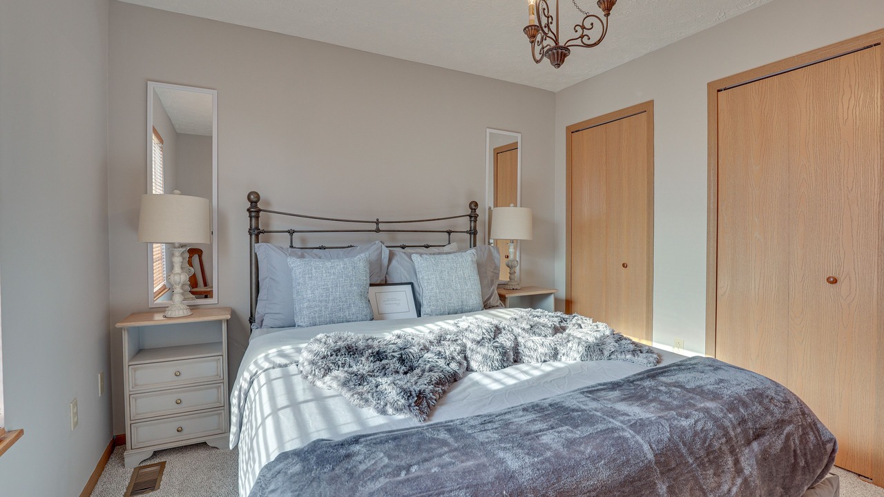 Photo of Bedroom in Highland Square