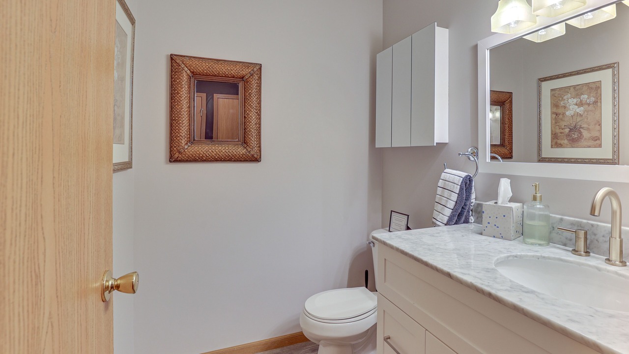 Photo of Bathroom in Highland Square