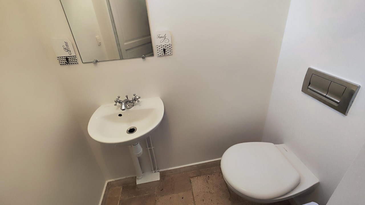 Photo of Bathroom in Saint-Laurent-de-la-Cabrerisse