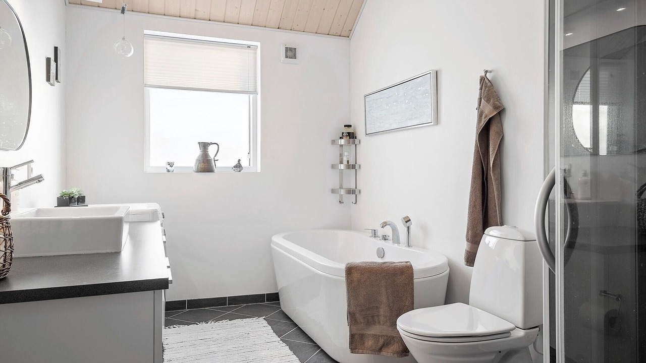 Photo of Bathroom in Farso