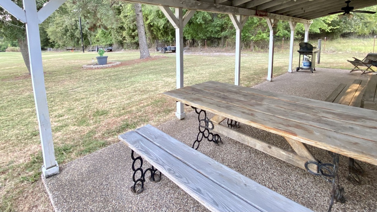 Photo of Outdoor in Yantis
