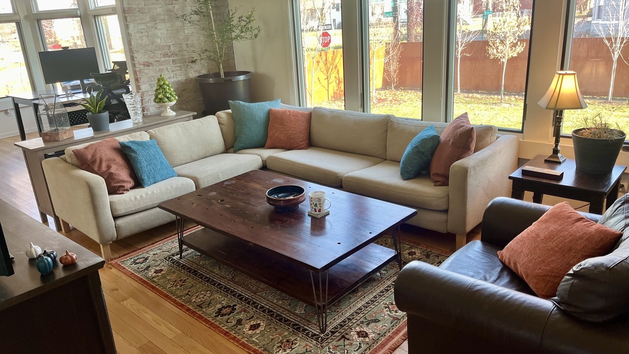 Photo of Livingroom in Detroit