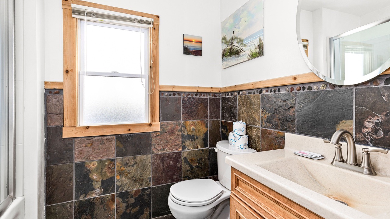 Photo of Bathroom in Park Point