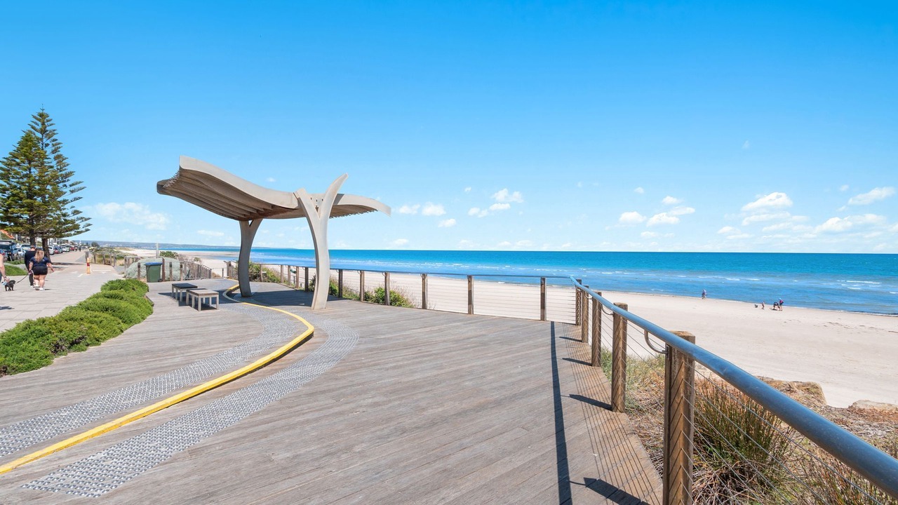 Photo of Others in Henley Beach