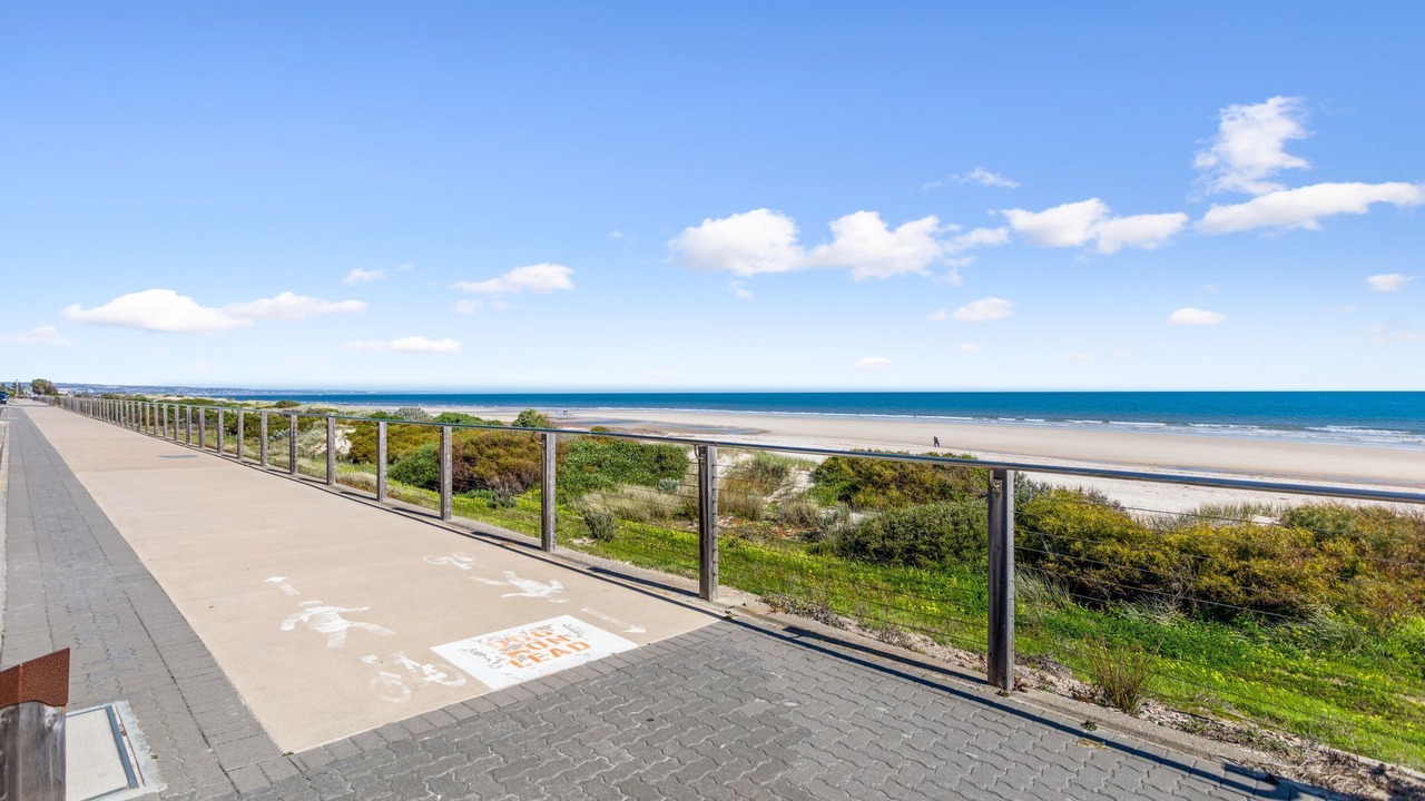 Photo of Others in Henley Beach