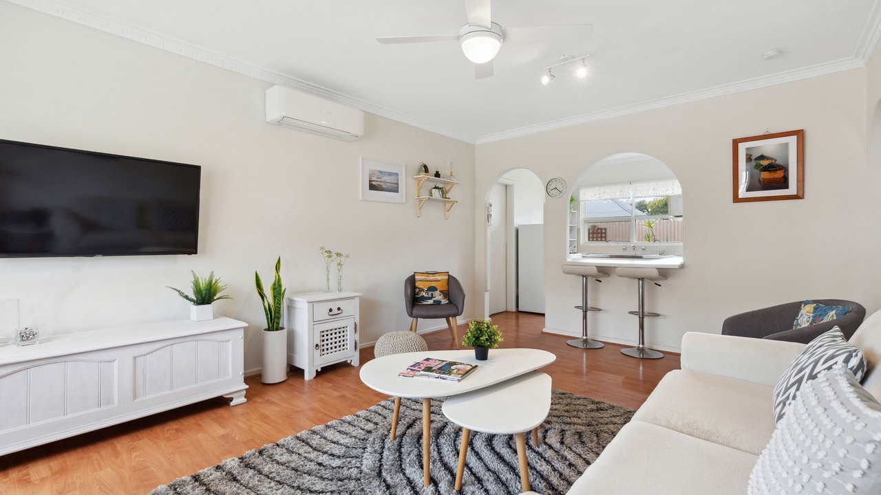 Photo of Livingroom in Henley Beach